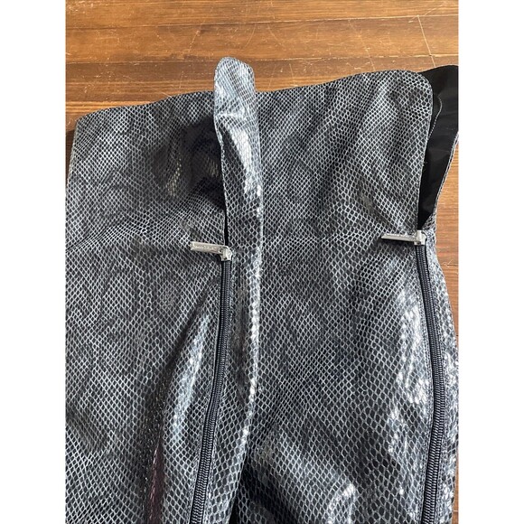 Cape Robbin Black Heeled Boots - Picture 14 of 15